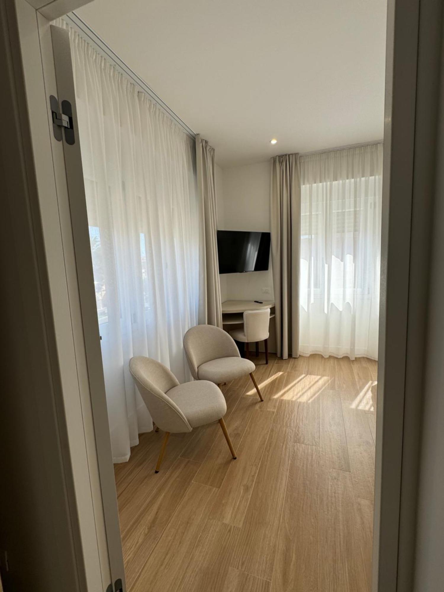 Feel Boutique Rooms 오리스타노 외부 사진