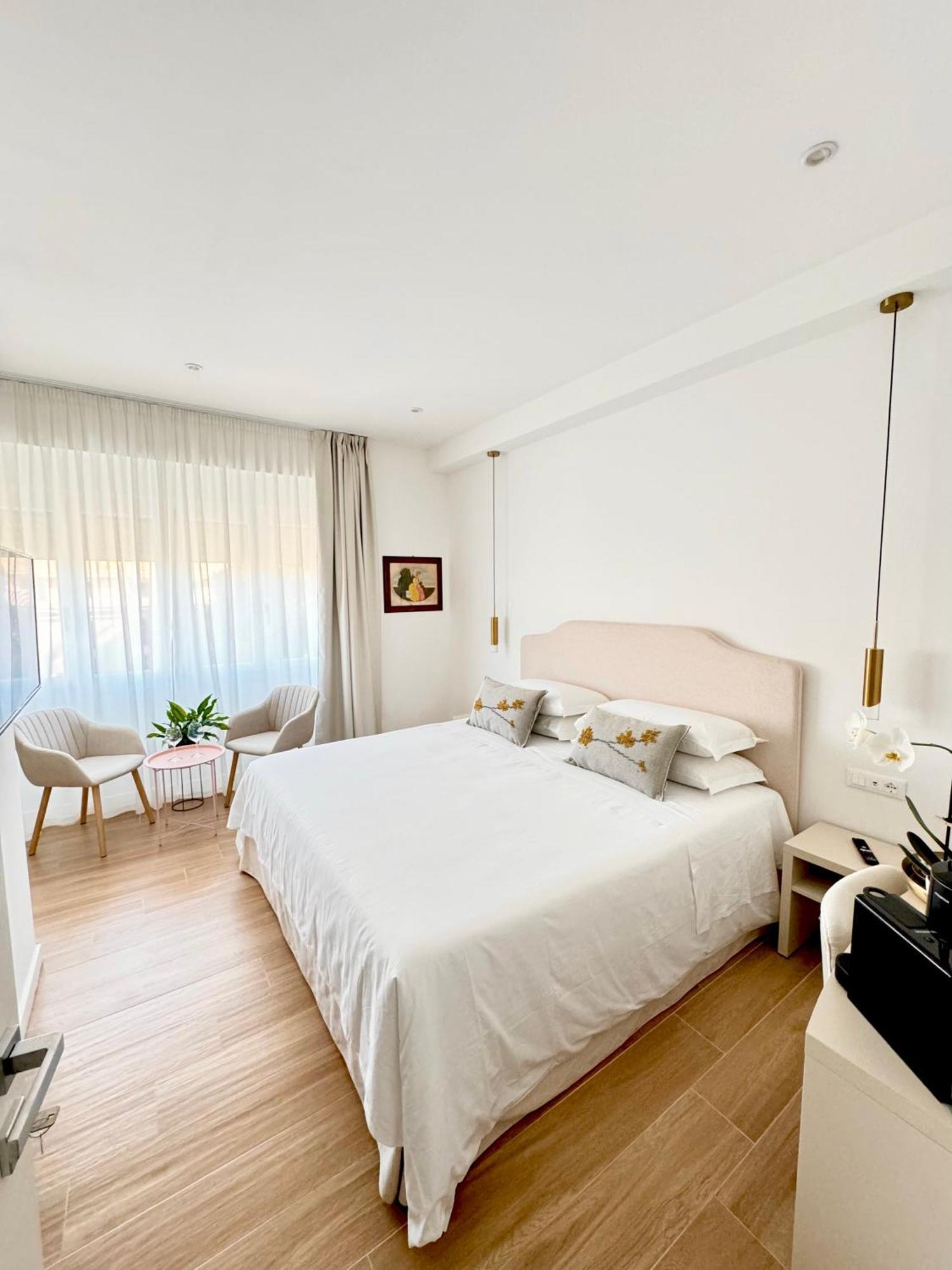 Feel Boutique Rooms 오리스타노 외부 사진